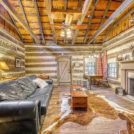 Villa Town Creek Log Cabin Fredericksburg Exterior foto