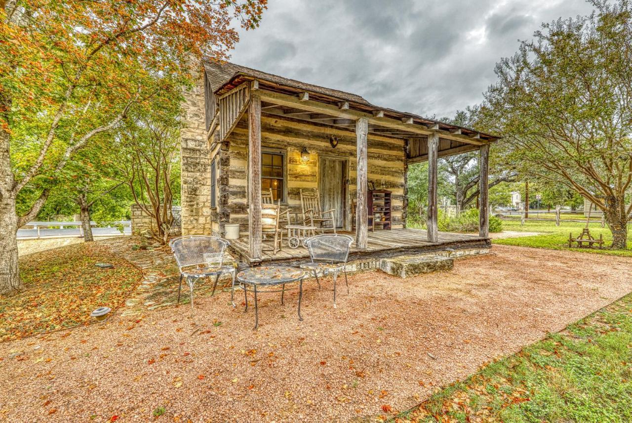 Villa Town Creek Log Cabin Fredericksburg Exterior foto